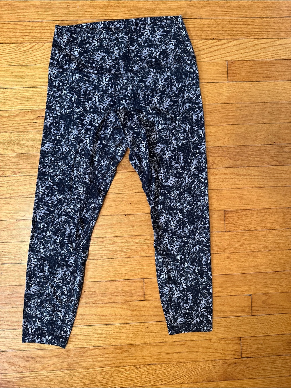 lululemon align black and White Floral-Print Leggings